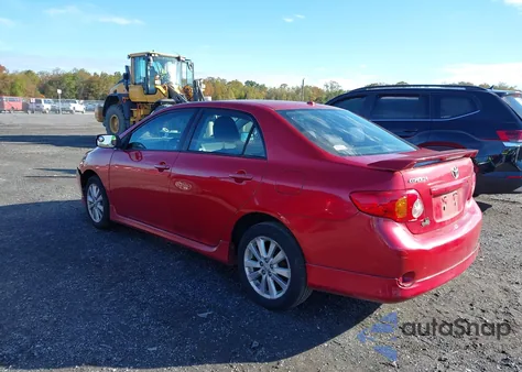 2010 Toyota Corolla S z USA, uszkodzony, nr VIN 2T1BU4EE9AC453534